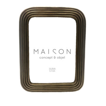 031135-LNdYa-first-_1