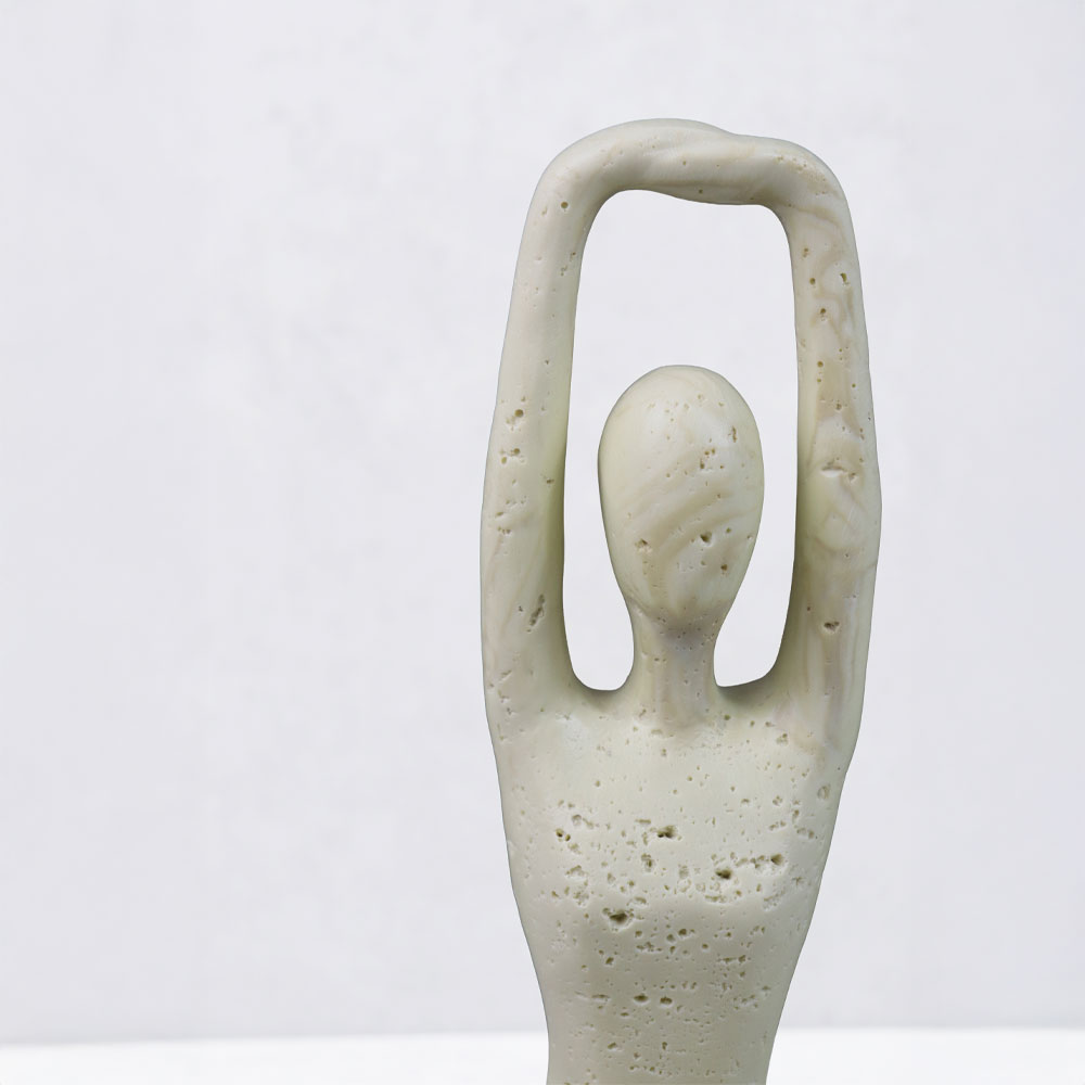 MORPH VI ΔΙΑΚΟΣΜΗΤΙΚΟ ΣΩΜΑ 13x8x21cm RESIN ΜΠΕΖ